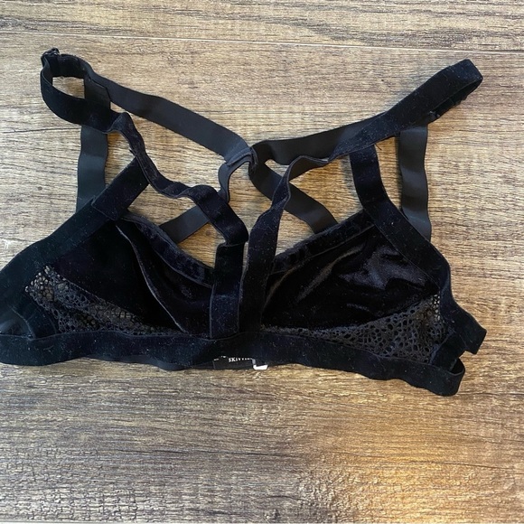 For Love and Lemons Love you knot bondage bralette size xs - Picture 9 of 9